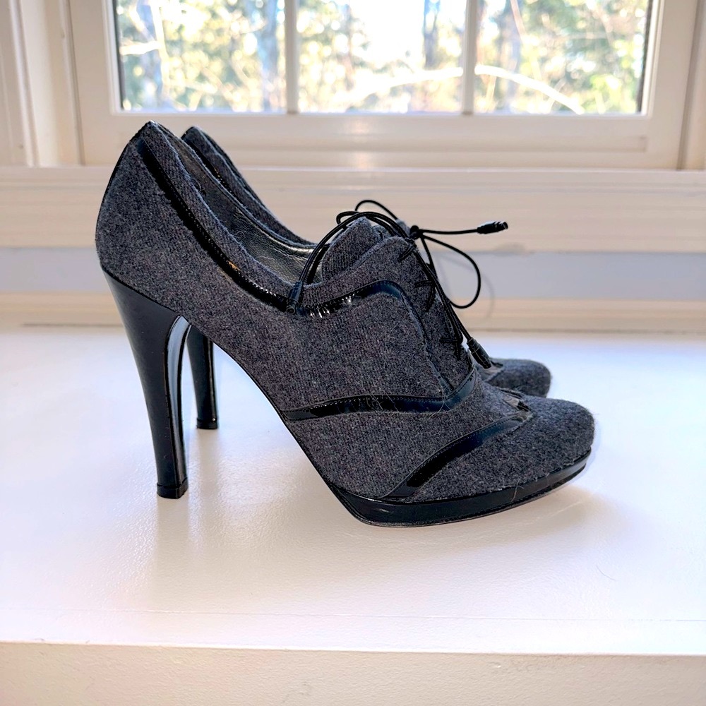 Stuart Weitzman Charcoal and Black Lace-Up Heels